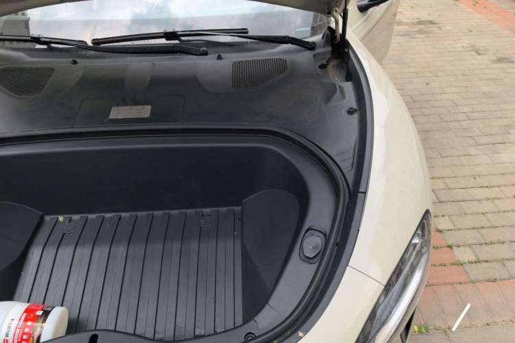 Used Xiaomi Auto SU7 2024 Four-Wheel Drive Ultra-Long Range Advanced Intelligent Driving Max Edition Engine Bay Left