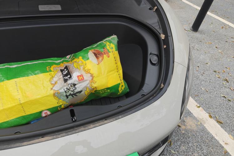 Used Xiaomi Auto SU7 2024 Rear-Drive Ultra-Long Range Advanced Pro-Level Intelligent Driving Version Engine Bay Left