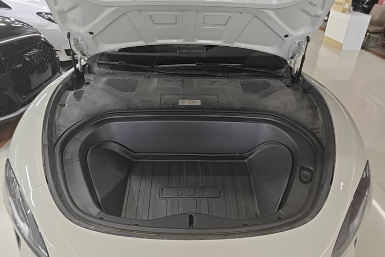 Used Xiaomi Auto SU7 2024 Rear-Drive Ultra-Long Range Advanced Pro-Level Intelligent Driving Version Engine Bay