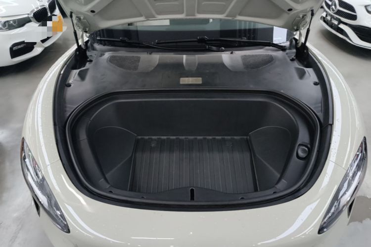 Used Xiaomi Auto SU7 2024 Rear-Drive Long-Range Intelligent Driving Version Engine Bay