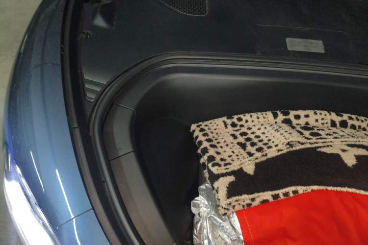 Used Xiaomi Auto SU7 2024 Rear-Drive Ultra-Long Range Advanced Pro-Level Intelligent Driving Version Engine Bay Right