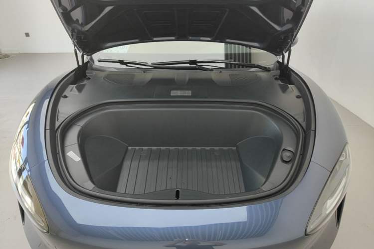 Used Xiaomi Auto SU7 2024 Rear-Drive Ultra-Long Range Advanced Pro-Level Intelligent Driving Version Engine Bay