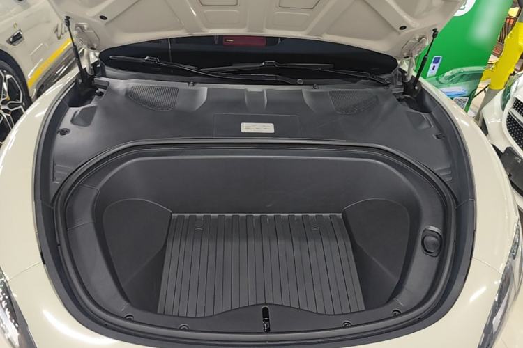Used Xiaomi Auto SU7 2024 Rear-Drive Long-Range Intelligent Driving Version Engine Bay