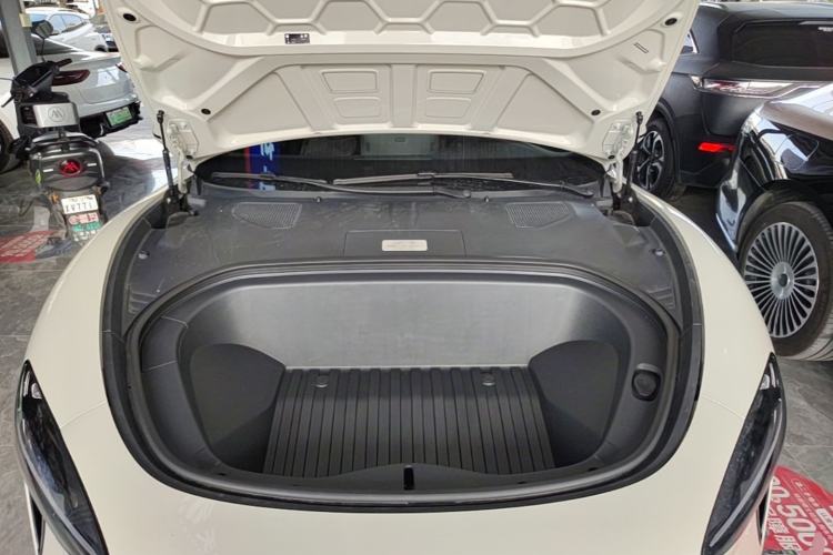 Used Xiaomi Auto SU7 2024 Rear-Drive Ultra-Long Range Advanced Pro-Level Intelligent Driving Version Engine Bay