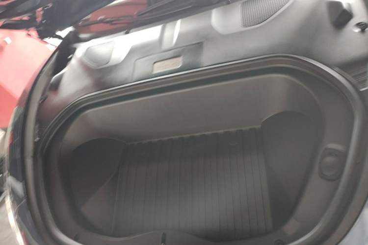 Used Xiaomi Auto SU7 2024 Rear-Drive Ultra-Long Range Advanced Pro-Level Intelligent Driving Version Engine Bay