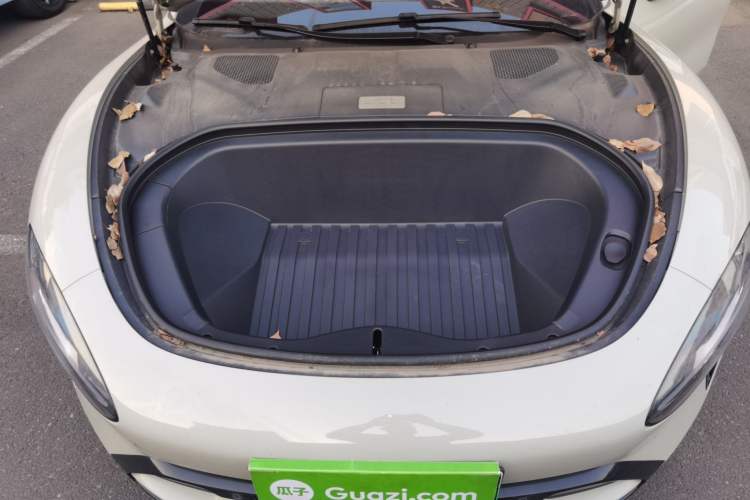 Used Xiaomi Auto SU7 2024 Rear-Drive Ultra-Long Range Advanced Pro-Level Intelligent Driving Version Engine Bay