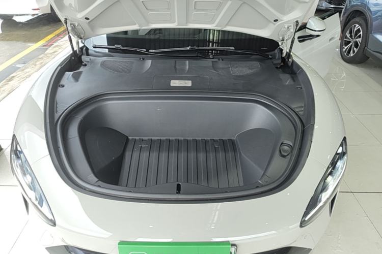 Used Xiaomi Auto SU7 2024 Rear-Drive Long-Range Intelligent Driving Version Engine Bay