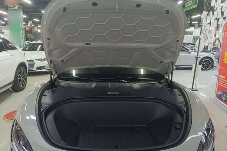Used Xiaomi Auto SU7 2024 Rear-Drive Long-Range Intelligent Driving Version Engine Bay