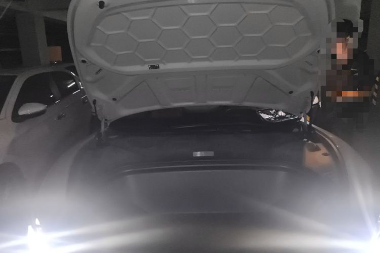 Used Xiaomi Auto SU7 2024 Four-Wheel Drive Ultra-Long Range Advanced Intelligent Driving Max Edition Engine Bay