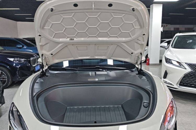 Used Xiaomi Auto SU7 2024 Rear-Drive Ultra-Long Range Advanced Pro-Level Intelligent Driving Version Engine Bay