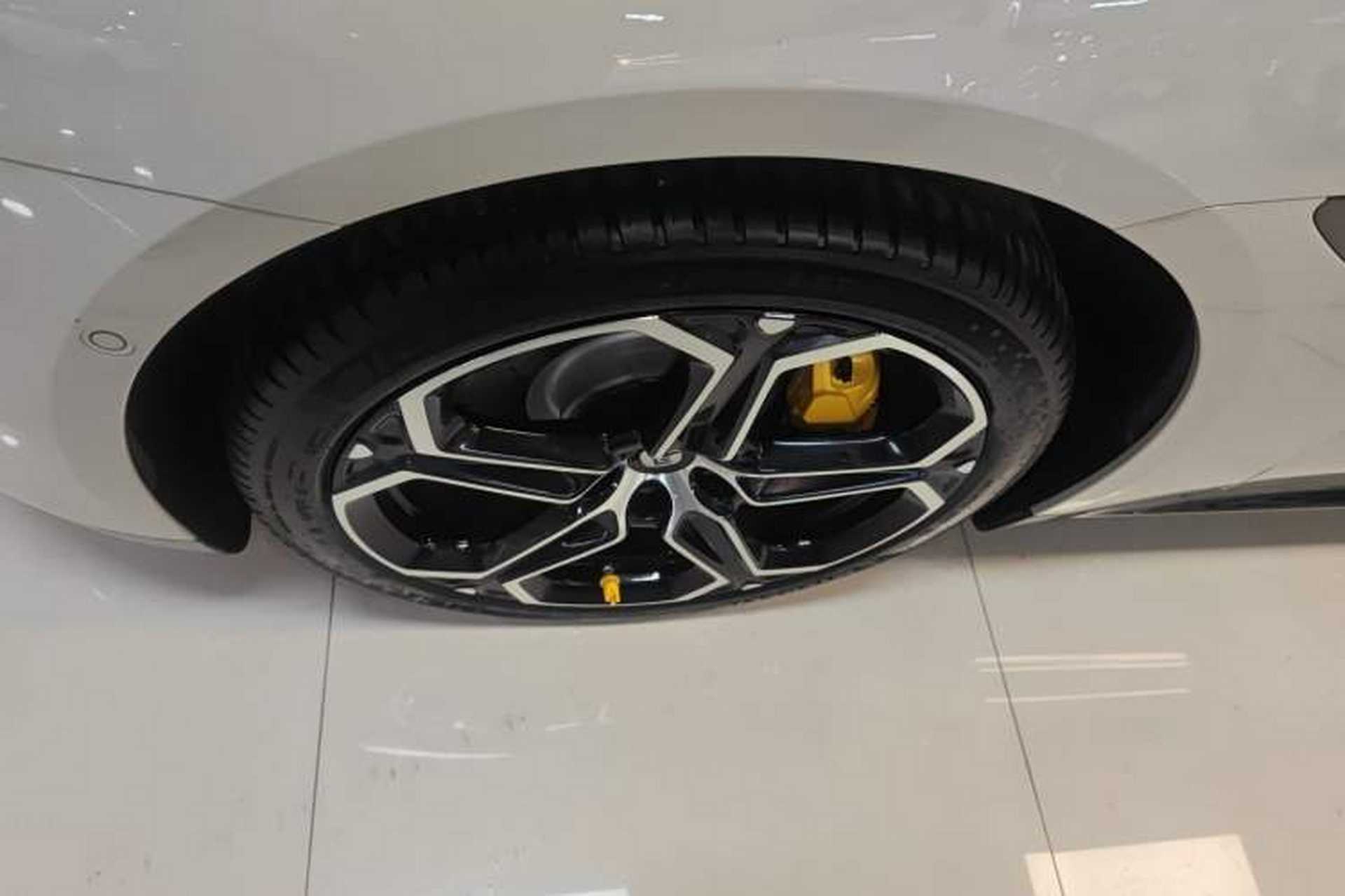 Used Xiaomi Auto SU7 2024 Rear-Drive Long-Range Intelligent Driving Version Exterior 1