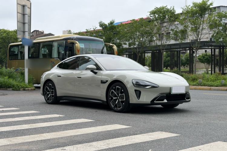 Used Xiaomi Auto SU7 2024 Rear-Drive Long-Range Intelligent Driving Version Exterior 2