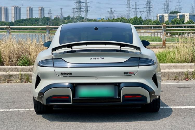 Used Xiaomi Auto SU7 2024 Four-Wheel Drive Ultra-Long Range Advanced Intelligent Driving Max Edition Exterior 2