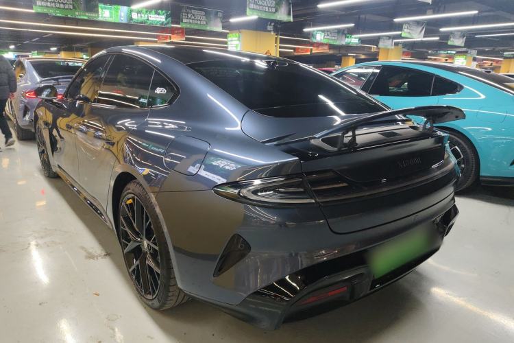 Used Xiaomi Auto SU7 2024 Four-Wheel Drive Ultra-Long Range Advanced Intelligent Driving Max Edition Exterior 2