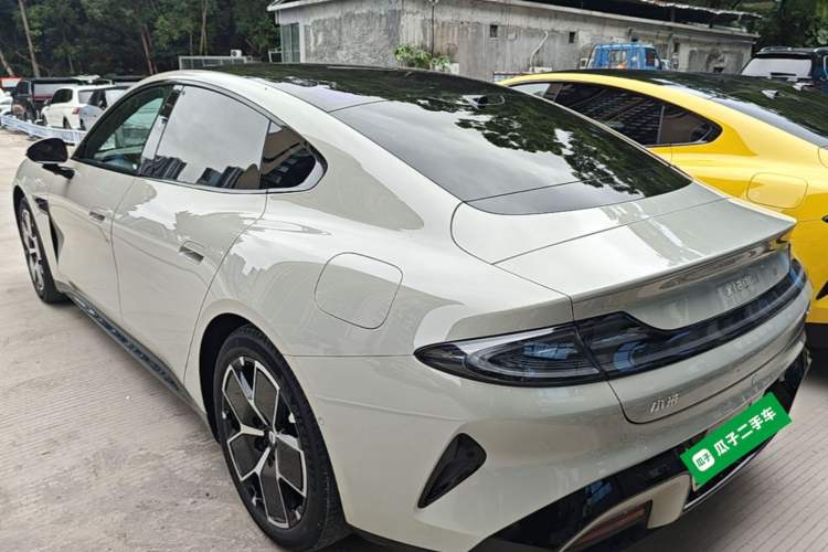 Used Xiaomi Auto SU7 2024 Rear-Drive Long-Range Intelligent Driving Version Exterior 2