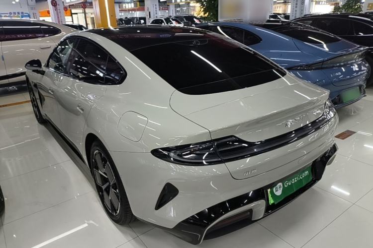 Used Xiaomi Auto SU7 2024 Rear-Drive Long-Range Intelligent Driving Version Exterior 2