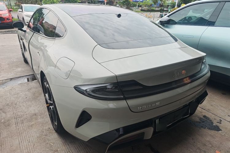 Used Xiaomi Auto SU7 2024 Rear-Drive Long-Range Intelligent Driving Version Exterior 2