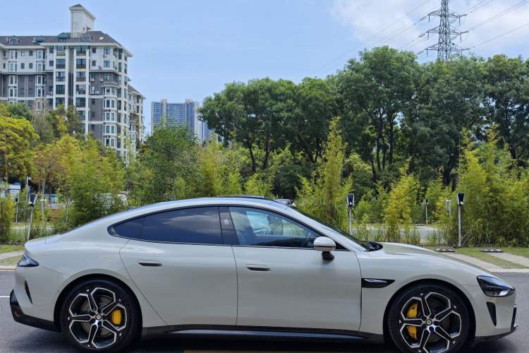Used Xiaomi Auto SU7 2024 Four-Wheel Drive Ultra-Long Range Advanced Intelligent Driving Max Edition Exterior 3