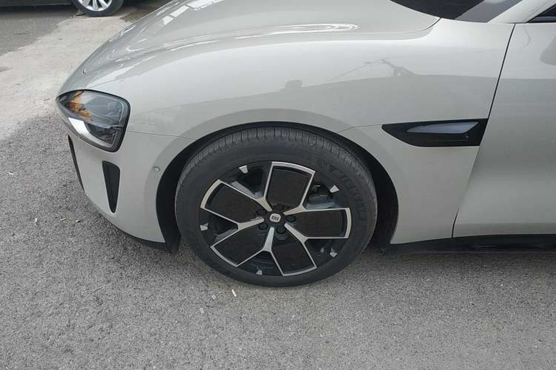 Used Xiaomi Auto SU7 2024 Rear-Drive Long-Range Intelligent Driving Version Exterior 3