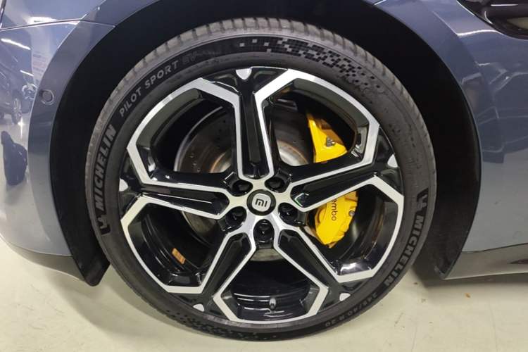 Used Xiaomi Auto SU7 2024 Four-Wheel-Drive Max Founder's Edition Exterior 4