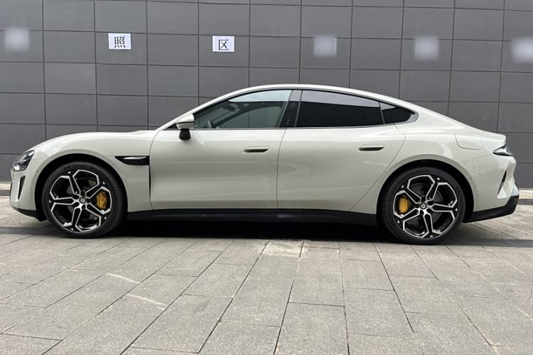 Used Xiaomi Auto SU7 2024 Rear-Drive Long-Range Intelligent Driving Version Exterior 4