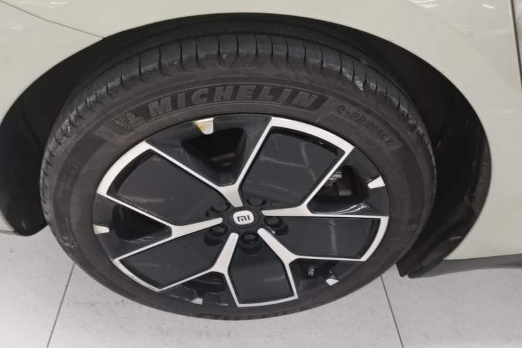 Used Xiaomi Auto SU7 2024 Rear-Drive Long-Range Intelligent Driving Version Exterior 5