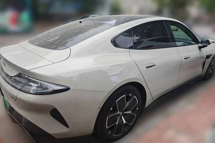 Used Xiaomi Auto SU7 2024 Rear-Drive Long-Range Intelligent Driving Version Exterior 5