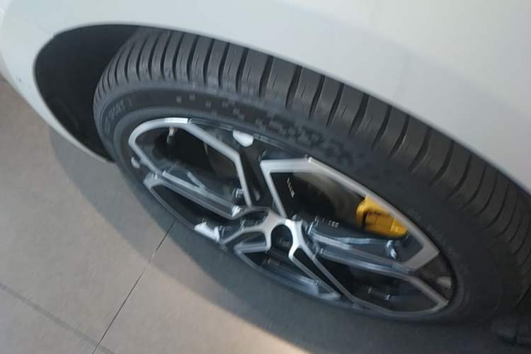 Used Xiaomi Auto SU7 2024 Rear-Drive Ultra-Long Range Advanced Pro-Level Intelligent Driving Version Exterior 5