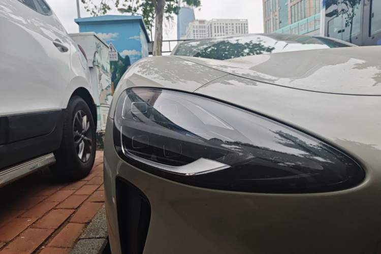 Used Xiaomi Auto SU7 2024 Rear-Drive Long-Range Intelligent Driving Version Exterior 6