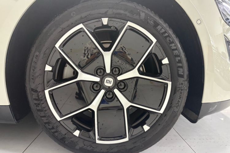 Used Xiaomi Auto SU7 2024 Rear-Drive Long-Range Intelligent Driving Version Exterior 6