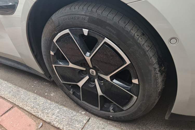 Used Xiaomi Auto SU7 2024 Rear-Drive Long-Range Intelligent Driving Version Exterior 7