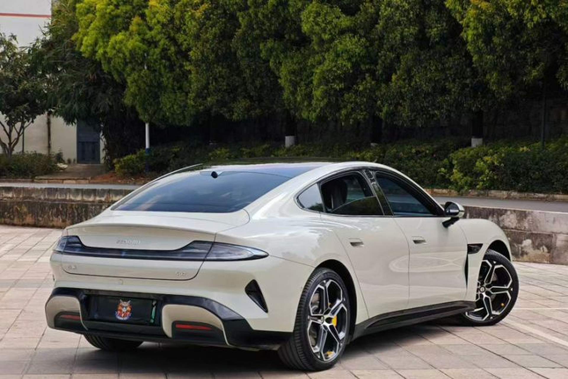 Used Xiaomi Auto SU7 2024 Rear-Drive Long-Range Intelligent Driving Version Exterior 8