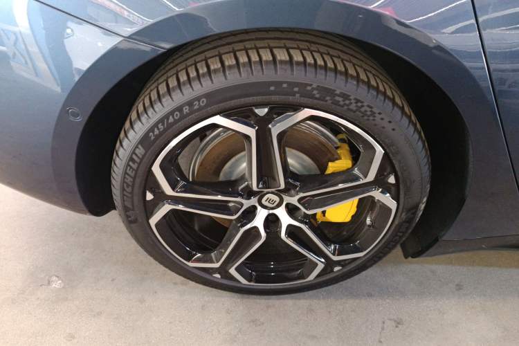 Used Xiaomi Auto SU7 2024 Rear-Drive Ultra-Long Range Advanced Pro-Level Intelligent Driving Version Exterior 8