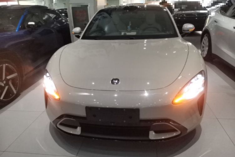 Used Xiaomi Auto SU7 2024 Four-Wheel Drive Ultra-Long Range Advanced Intelligent Driving Max Edition Front