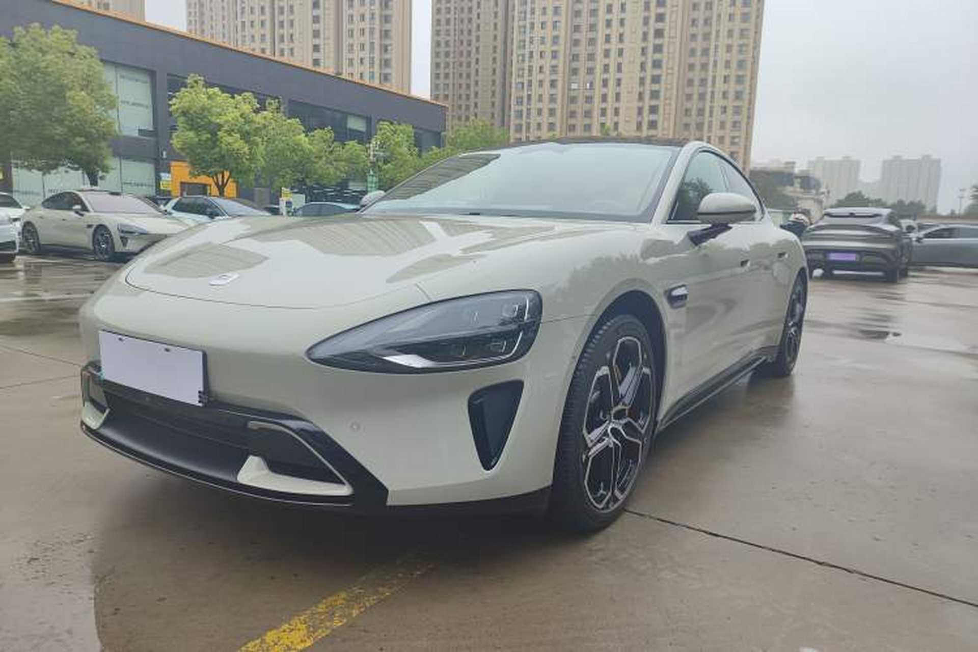 Used Xiaomi Auto SU7 2024 Rear-Drive Long-Range Intelligent Driving Version Front Left 45 Deg