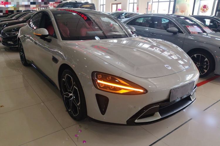 Used Xiaomi Auto SU7 2024 Rear-Drive Long-Range Intelligent Driving Version Front Right 45 Deg