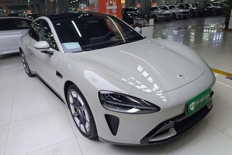 Used Xiaomi Auto SU7 2024 Four-Wheel Drive Ultra-Long Range Advanced Intelligent Driving Max Edition Front Right 45 Deg