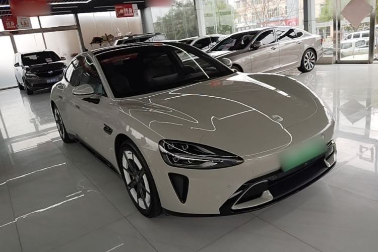 Used Xiaomi Auto SU7 2024 Rear-Drive Long-Range Intelligent Driving Version Front Right 45 Deg