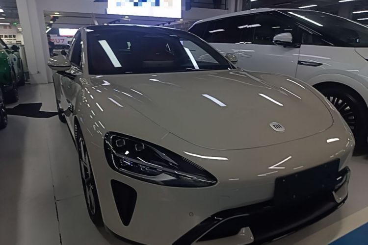 Used Xiaomi Auto SU7 2024 Rear-Drive Long-Range Intelligent Driving Version Front Right 45 Deg