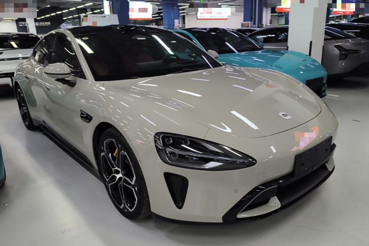 Used Xiaomi Auto SU7 2024 Four-Wheel Drive Ultra-Long Range Advanced Intelligent Driving Max Edition Front Right 45 Deg
