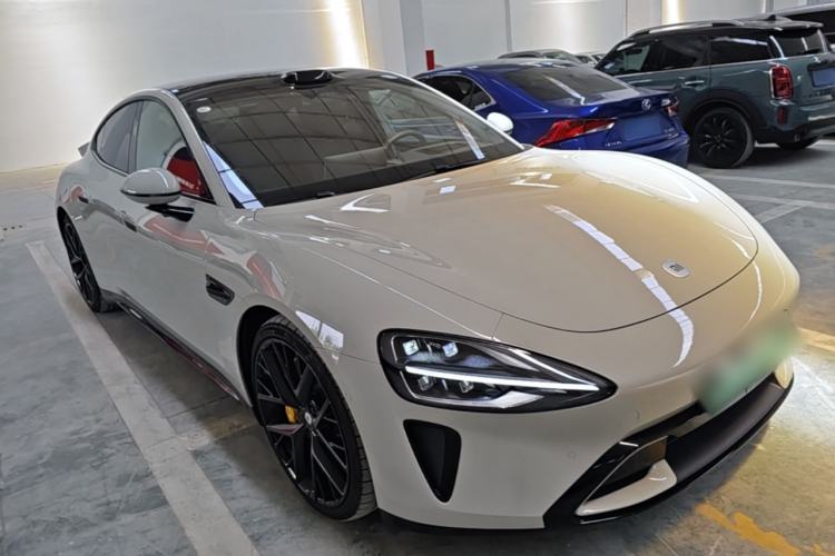 Used Xiaomi Auto SU7 2024 Four-Wheel Drive Ultra-Long Range Advanced Intelligent Driving Max Edition Front Right 45 Deg