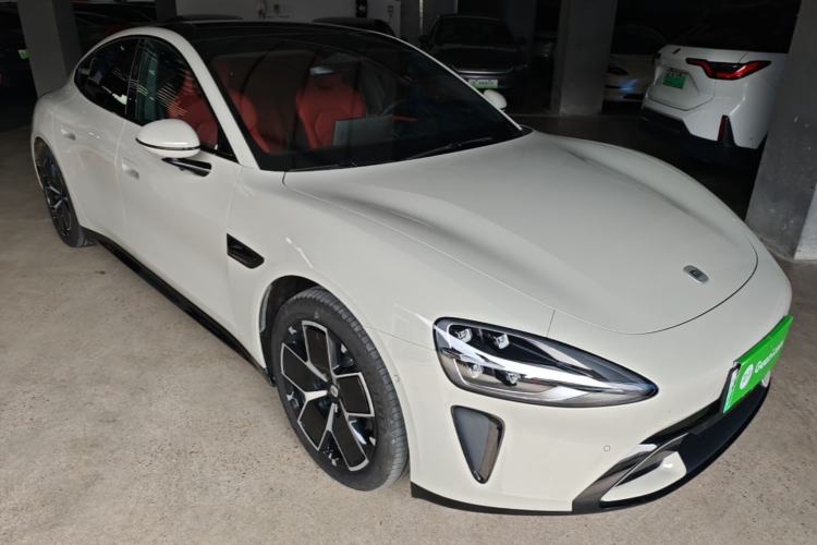 Used Xiaomi Auto SU7 2024 Rear-Drive Long-Range Intelligent Driving Version Front Right 45 Deg