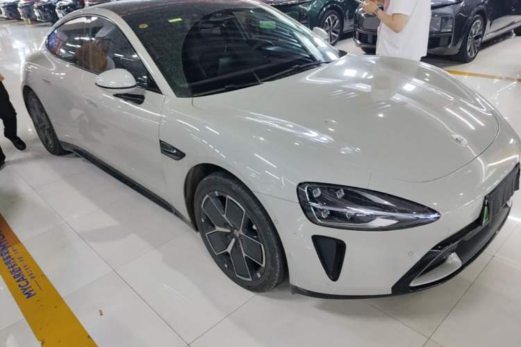 Used Xiaomi Auto SU7 2024 Rear-Drive Long-Range Intelligent Driving Version Front Right 45 Deg