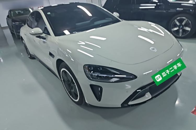 Used Xiaomi Auto SU7 2024 Rear-Drive Long-Range Intelligent Driving Version Front Right 45 Deg