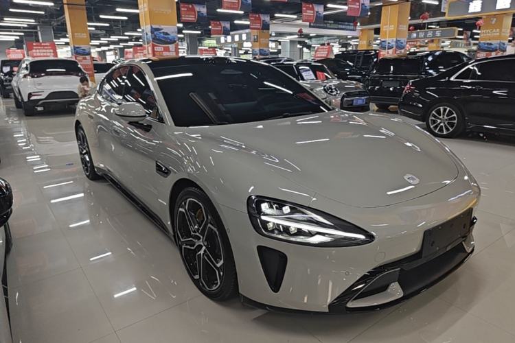 Used Xiaomi Auto SU7 2024 Four-Wheel Drive Ultra-Long Range Advanced Intelligent Driving Max Edition Front Right 45 Deg