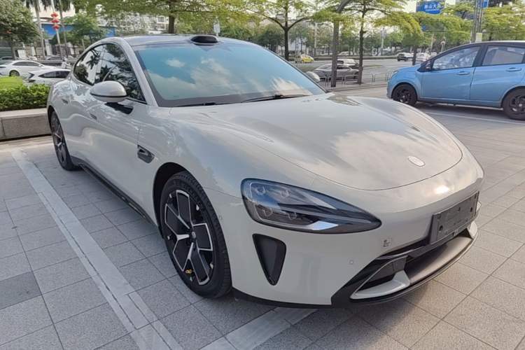 Used Xiaomi Auto SU7 2024 Rear-Drive Ultra-Long Range Advanced Pro-Level Intelligent Driving Version Front Right 45 Deg