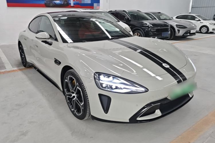 Used Xiaomi Auto SU7 2024 Rear-Drive Long-Range Intelligent Driving Version Front Right 45 Deg