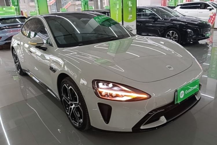 Used Xiaomi Auto SU7 2024 Rear-Drive Long-Range Intelligent Driving Version Front Right 45 Deg