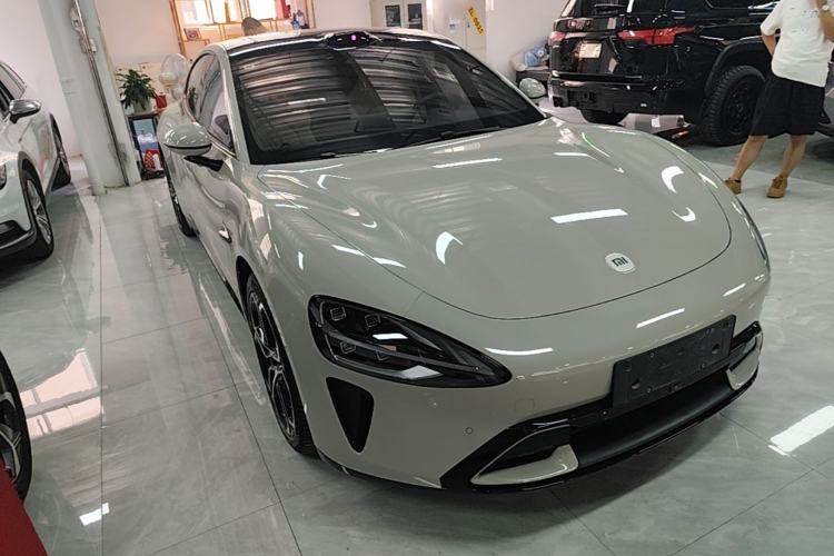Used Xiaomi Auto SU7 2024 Rear-Drive Ultra-Long Range Advanced Pro-Level Intelligent Driving Version Front Right 45 Deg