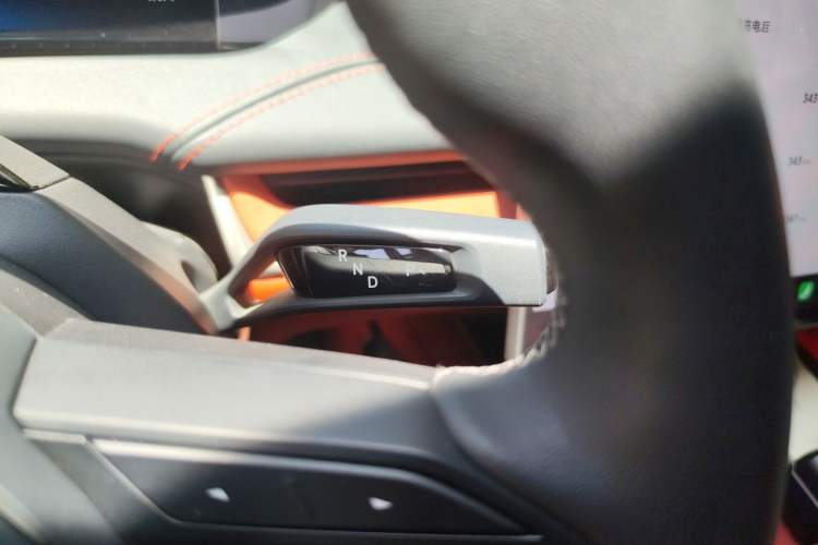 Used Xiaomi Auto SU7 2024 Rear-Drive Standard Founder Edition Gear Lever